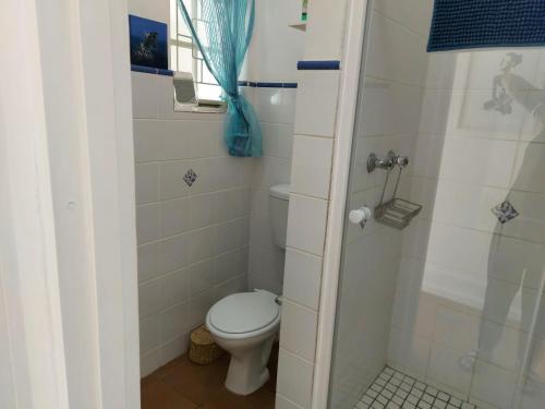 Ένα μπάνιο στο Rose Cottage