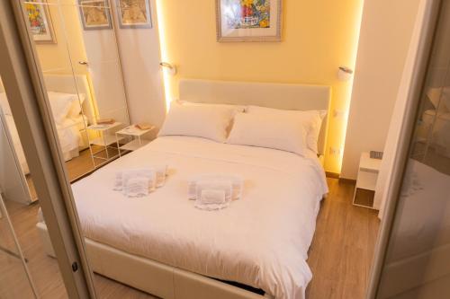 Colosseo brightful Apartment with rooftop