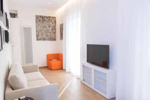 Colosseo brightful Apartment with rooftop
