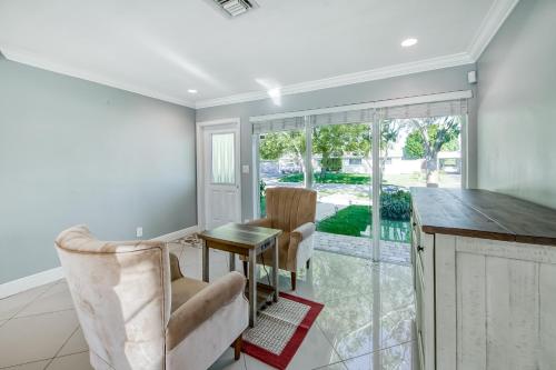 Porch by the Pool – Photos 4