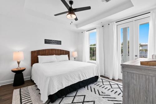 Ένα ή περισσότερα κρεβάτια σε δωμάτιο στο Gulf Place Residence 103