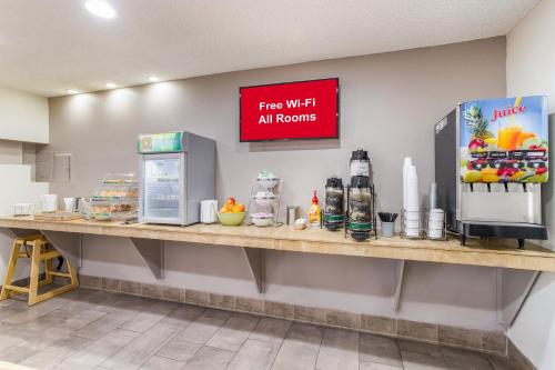 Еда / где поесть недалеко от мотеля