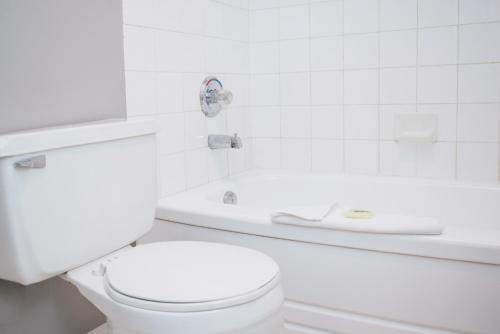 Un baño de Sandman Inn Kamloops