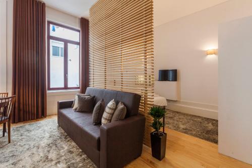 Vintage River Flat by ML Apartments