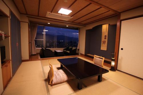 Imagen de la galería de Hotel Hatta, en Fuefuki