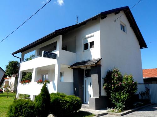 Zgrada u kojoj se nalazi apartman