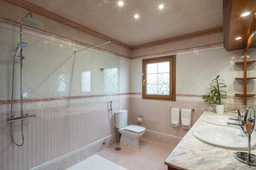 Villa Dalara Maspalomas, Private Pool and Jacuzzi photo 3