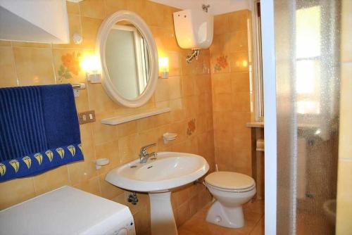 Koupelna v ubytování VILLA LINA a 500 mt dal mare