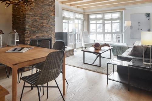 Val de Ruda Luxe 43 by FeelFree Rentals, Бакейра-Берет ...
