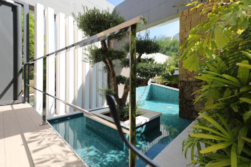 New Modern 3 Bed Apartment Puerto Banus photo 3