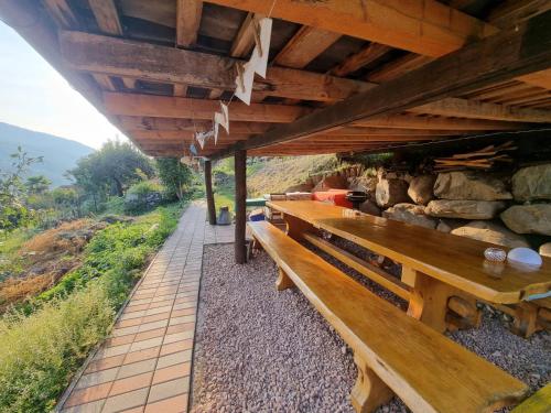B&Bから撮影された、または一般的な山の景色
