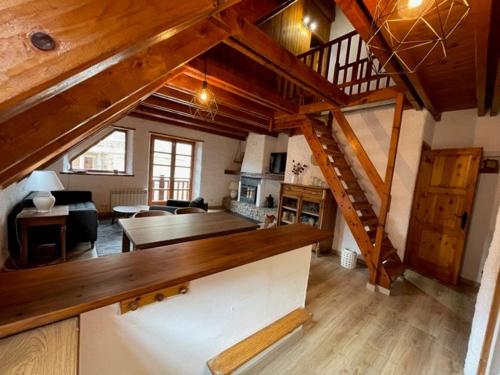 Imagen de la galería de Apartment 3 bedrooms with ski locker and parking at Baqueira-Beret, en Arties