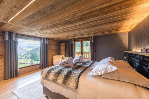 Gallery image of Le Lodge Rodzina, Luxueux chalet familial entièrement rénové avec Jacuzzi et Vue par LLA Selections in La Clusaz