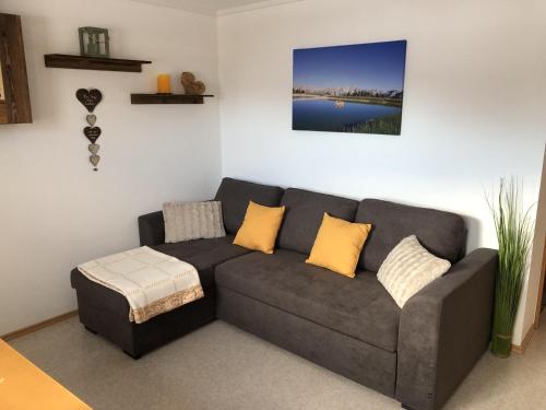 Posezení v ubytování Ferienwohnung Pyhrgasblick