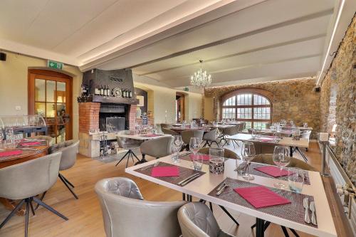 Posezení v ubytování Hôtel Restaurant Bellevue