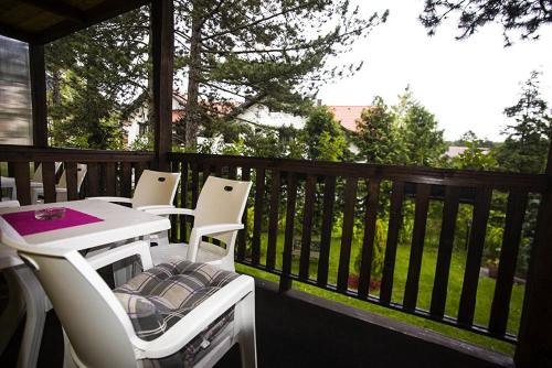 En balkon eller terrasse på Apartmani Jokic