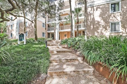 2072 Beach Wood – Photos 4