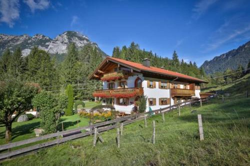 Gallery image of Haus Almfrieden in Ramsau