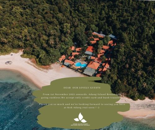 Adang Island Resort dari pandangan mata burung