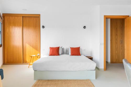 Ліжко або ліжка в номері Modern Design House with Roof Terrace