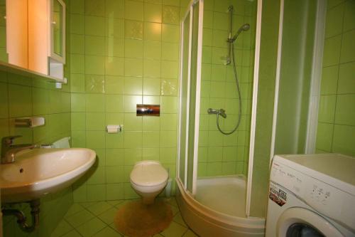 Bilik mandi di Apartment Soline 4