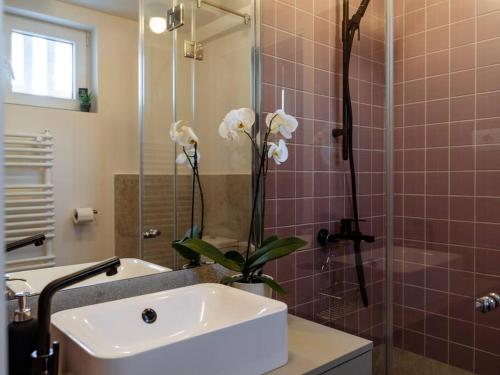 Sunny Modern Studio - Cismigiu Park & Old Town