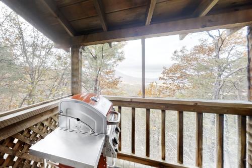 Balkón nebo terasa v ubytování Misty View Cabin