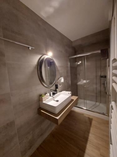 Ванная комната в Enjoy Meteora One