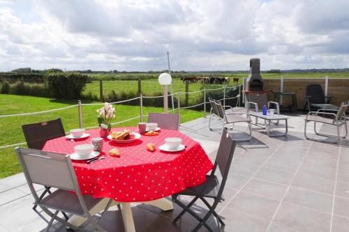 Holiday Home in France by Sandy Beach
