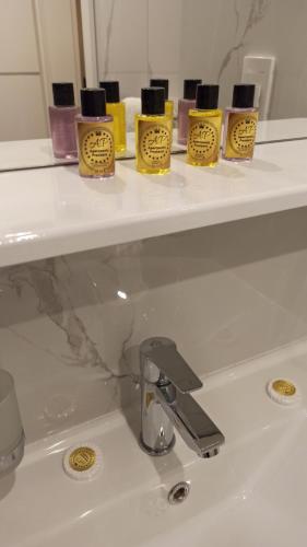 Ένα μπάνιο στο Apartmani President III