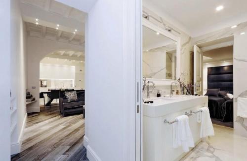 Reale Luxury Home