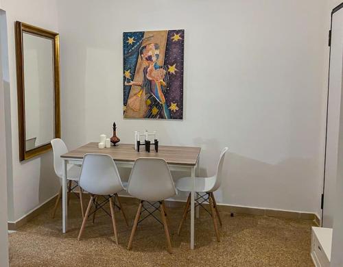Cozy and comfortable apartment in Athens Center