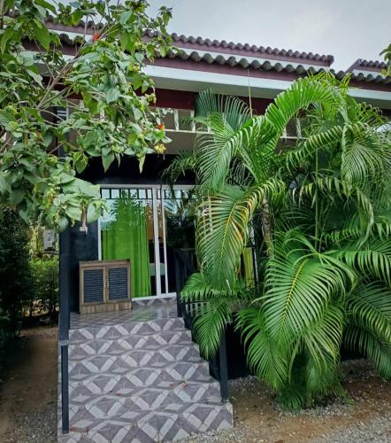 Zahrada ubytování Pranburi Cabana Resort