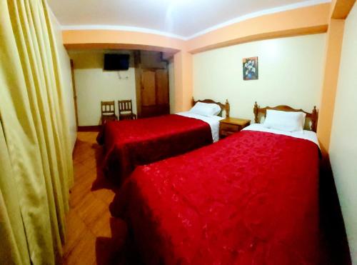 Postel nebo postele na pokoji v ubytování Lhotse Hostel B&B