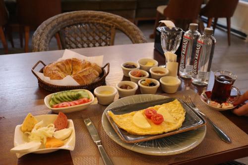 Jídlo v hotelu nebo okolí