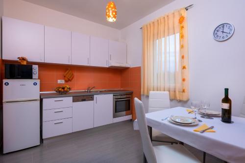Apartments Greta & Ivona