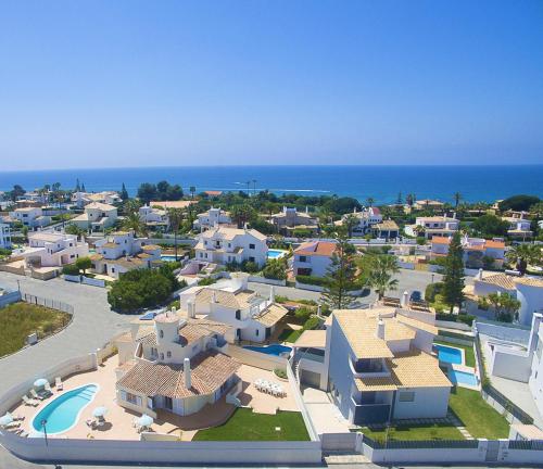 Villa Moorea - Moradia com piscina aquecível, ginásio e BBQ - Galé, Albufeira