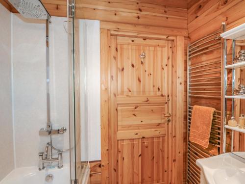 Ένα μπάνιο στο Osprey Lodge