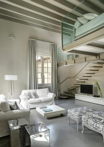 Strozzi Square Amazing House