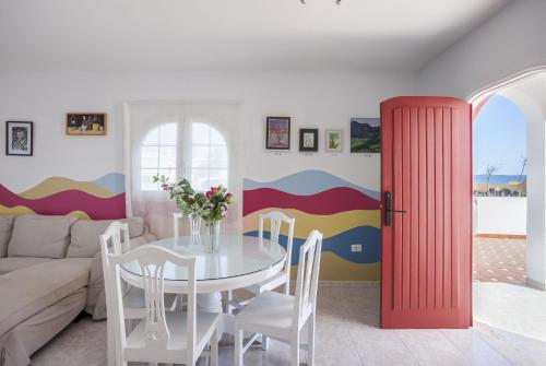 Galera Beach Boutique Art Villas with Private Pools, Free Wifi & BBQ, Corralejo by Amazzzing Travel