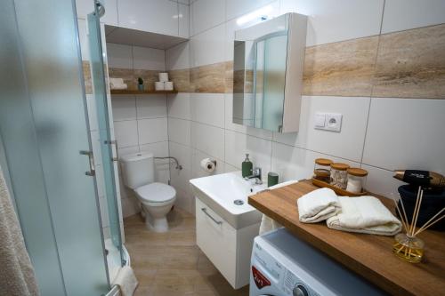 A bathroom at ⭑ Comfy VIP studio in the center with Netflix