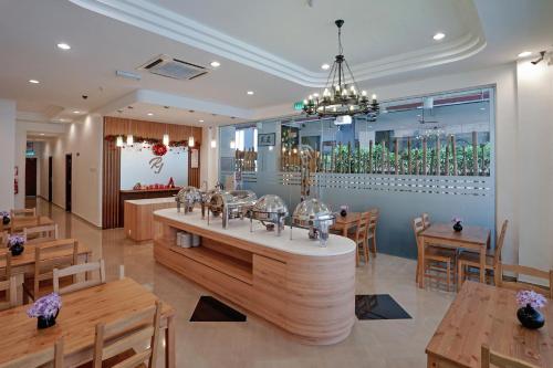 Restaurace v ubytování RJ Hotel Kulai