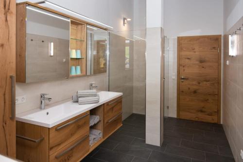 Koupelna v ubytování Ferienhaus Reiter Jochberg bei Kitzbühel