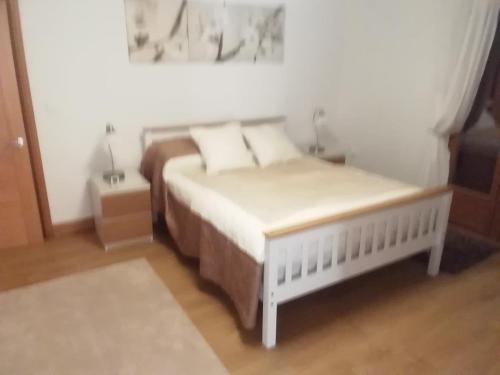 Postel nebo postele na pokoji v ubytování Bellevue Josselin