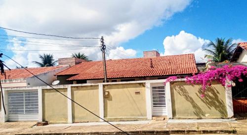 Bangunan di mana terletaknya rumah percutian
