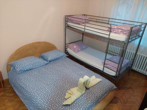Cama o camas de una habitación en Apartments Bobito