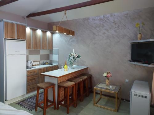 Kuhinja ili čajna kuhinja u objektu Apartmani Neca