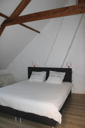 Postel nebo postele na pokoji v ubytování Vakantiewoning 't Kartuis, Brugge