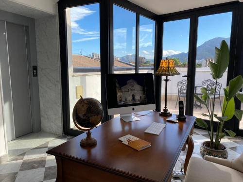 TV a/nebo společenská místnost v ubytování Dimora Sinibaldi