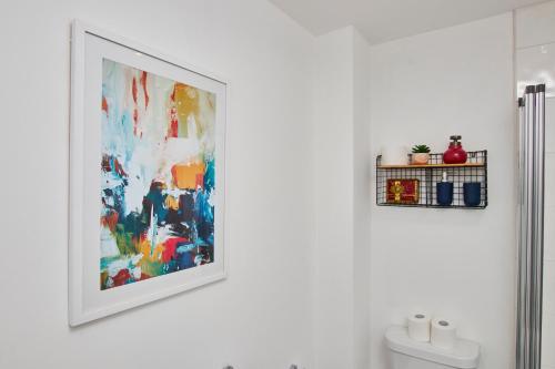 Koupelna v ubytování The Exquisite Gem of Newcastle - Sleeps 2